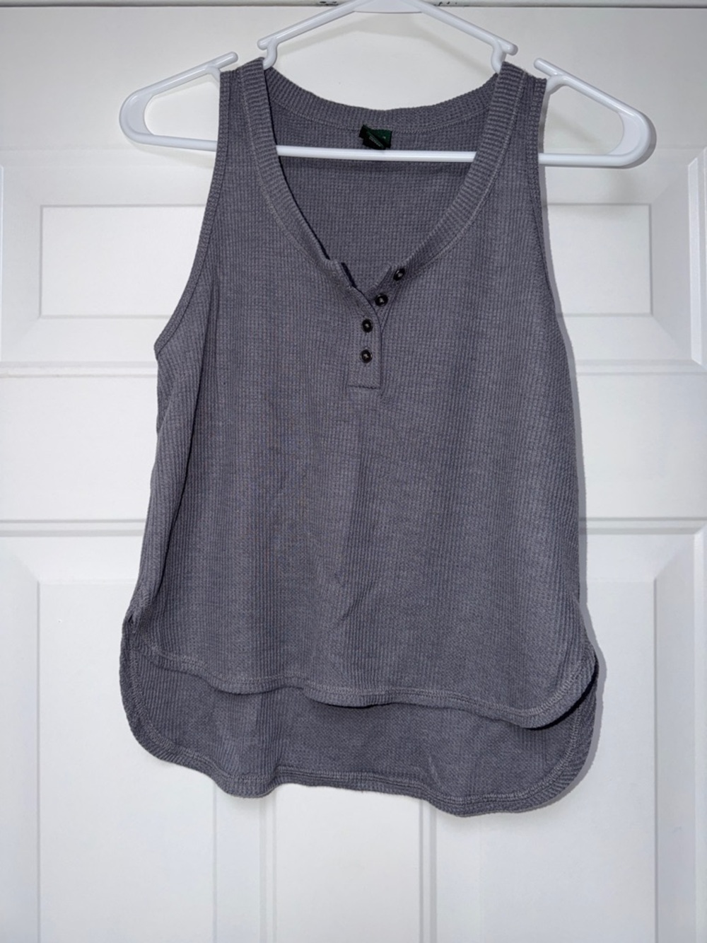 wild fable Gray Ribbed Henley Tank Top